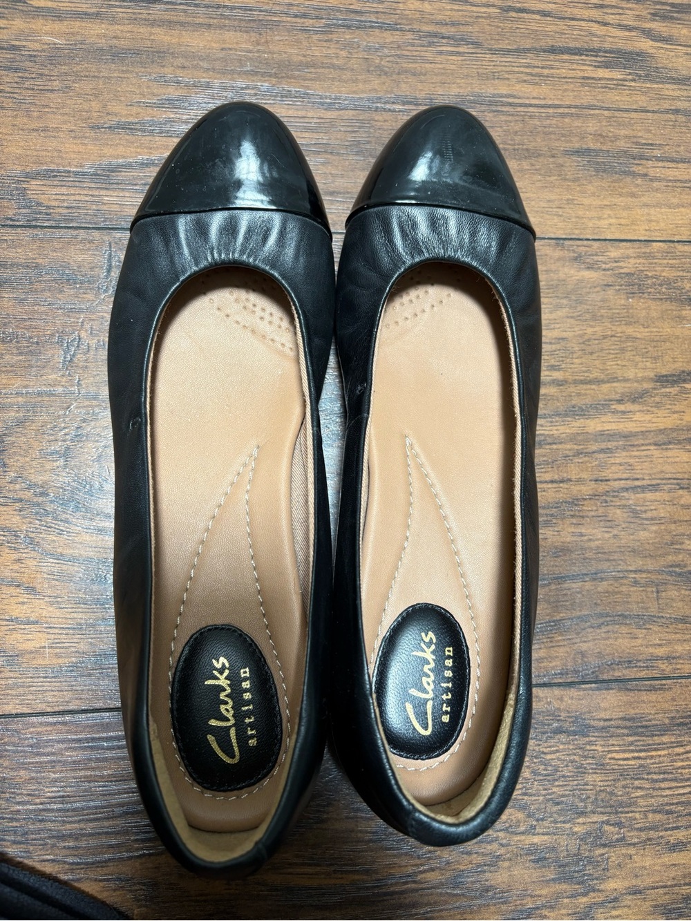 Clarks Brown Leather Loafers Women’s Size 8.5 Comfort Slip On Shoes